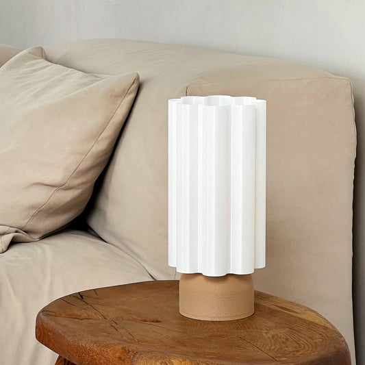 Flower Table Lamp latte